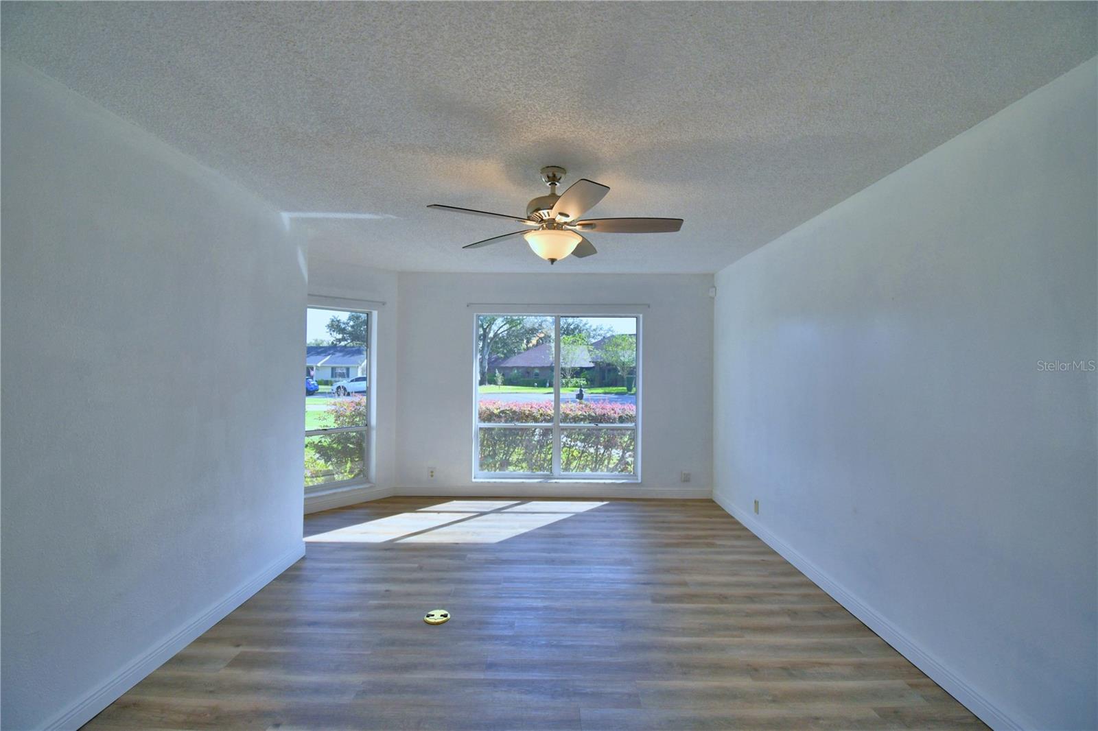 Image 14 of 89 For 820 Mann Road