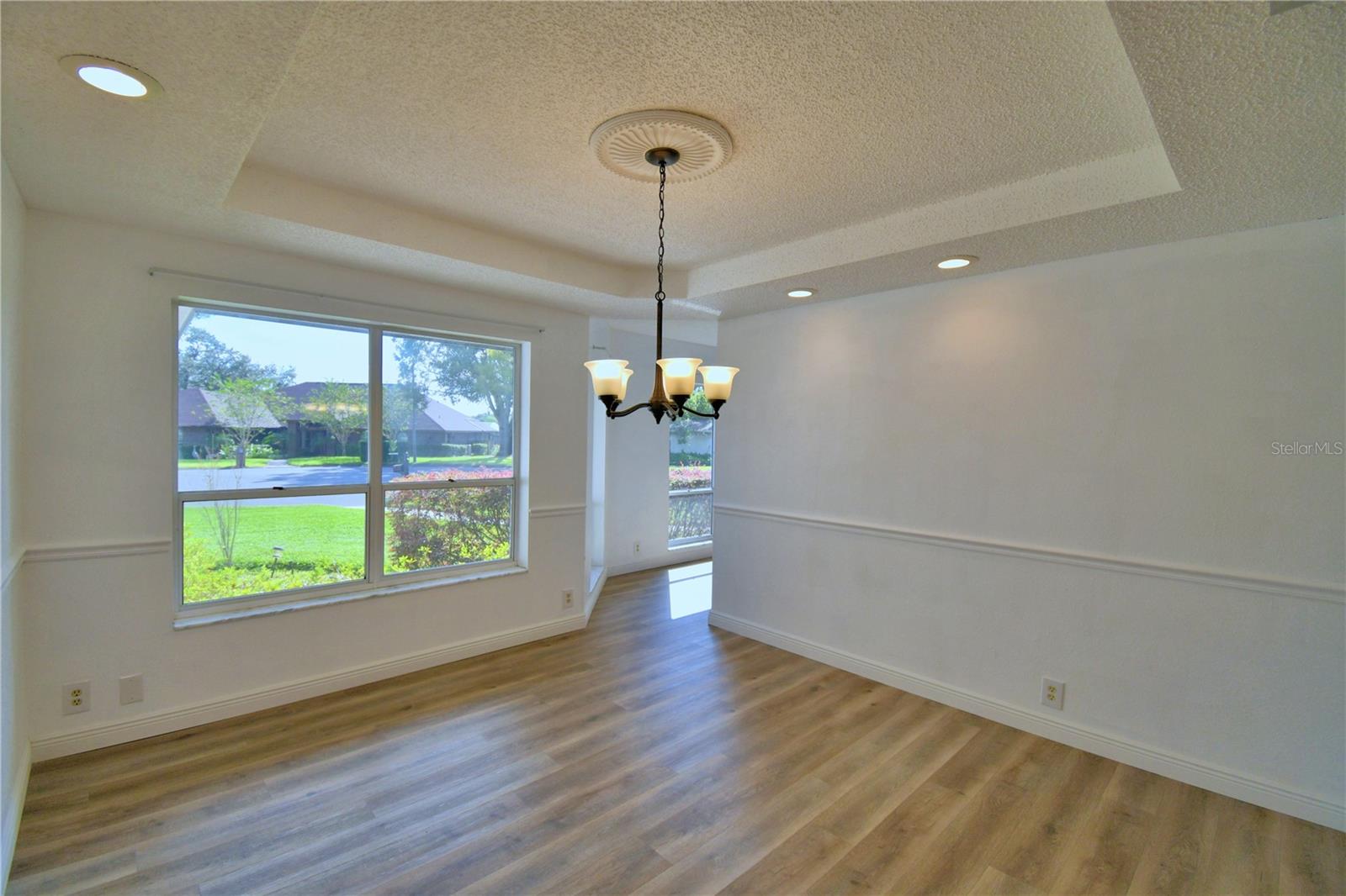 Image 19 of 89 For 820 Mann Road