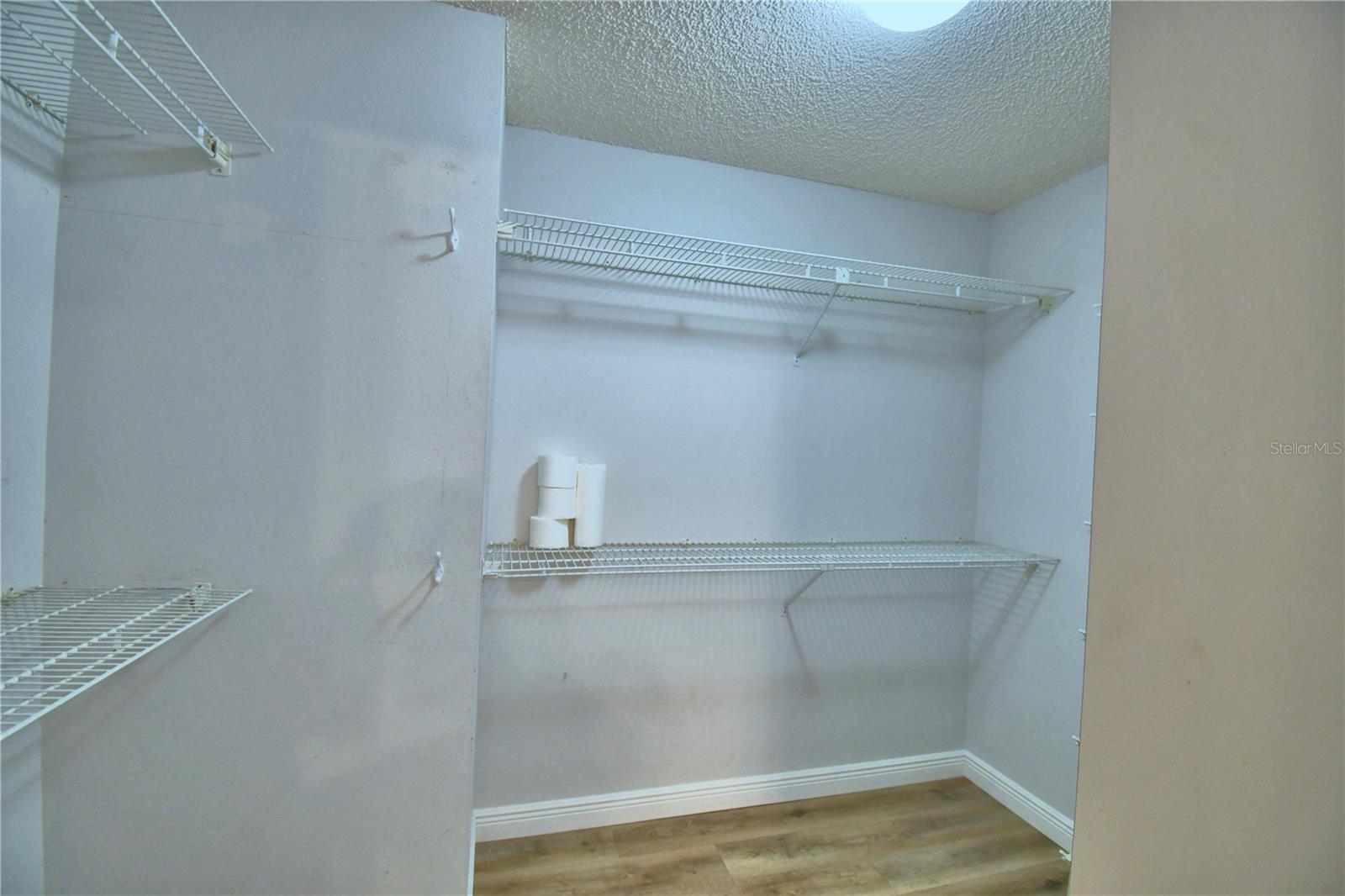 Image 38 of 89 For 820 Mann Road