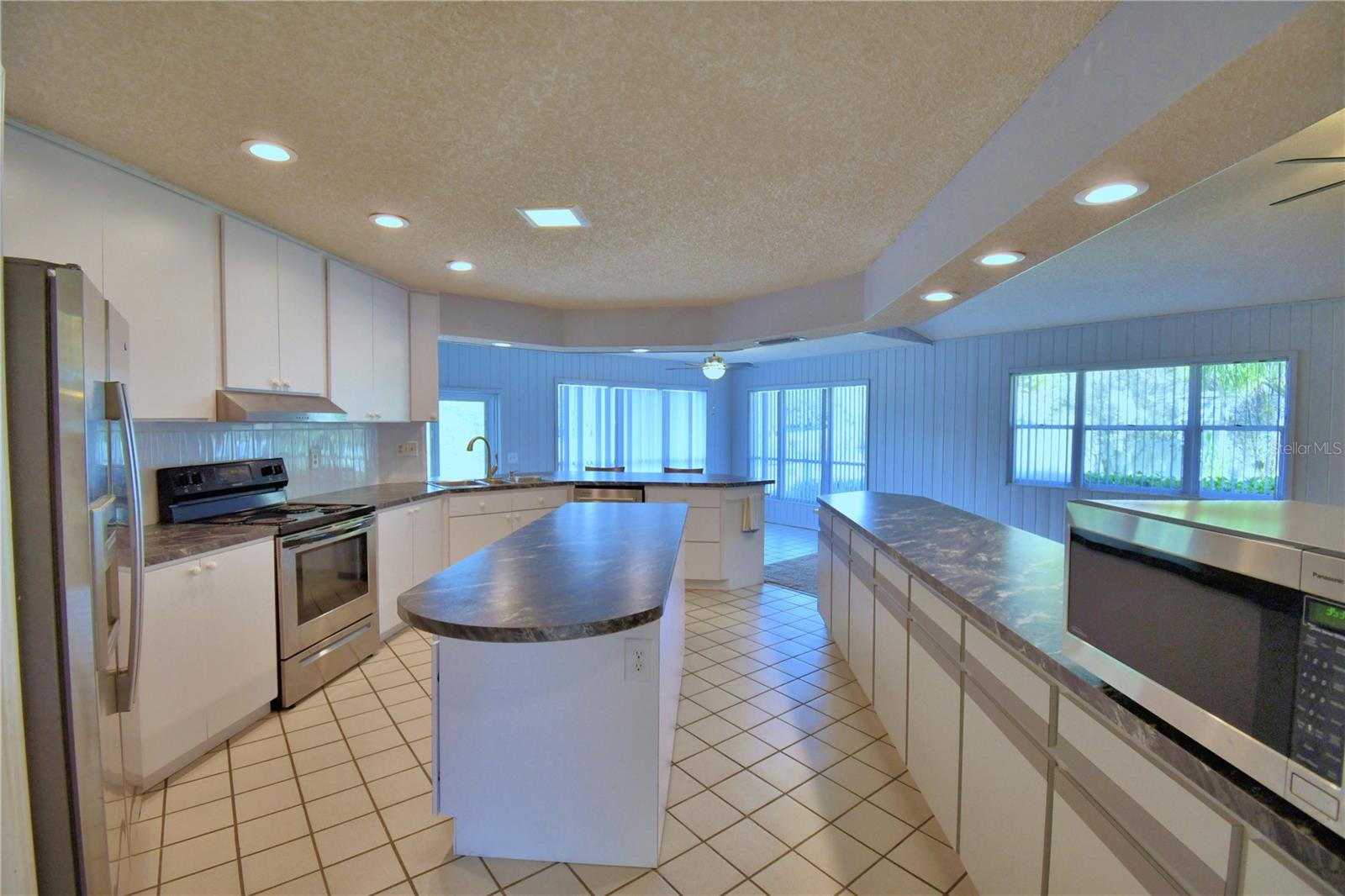 Image 57 of 89 For 820 Mann Road