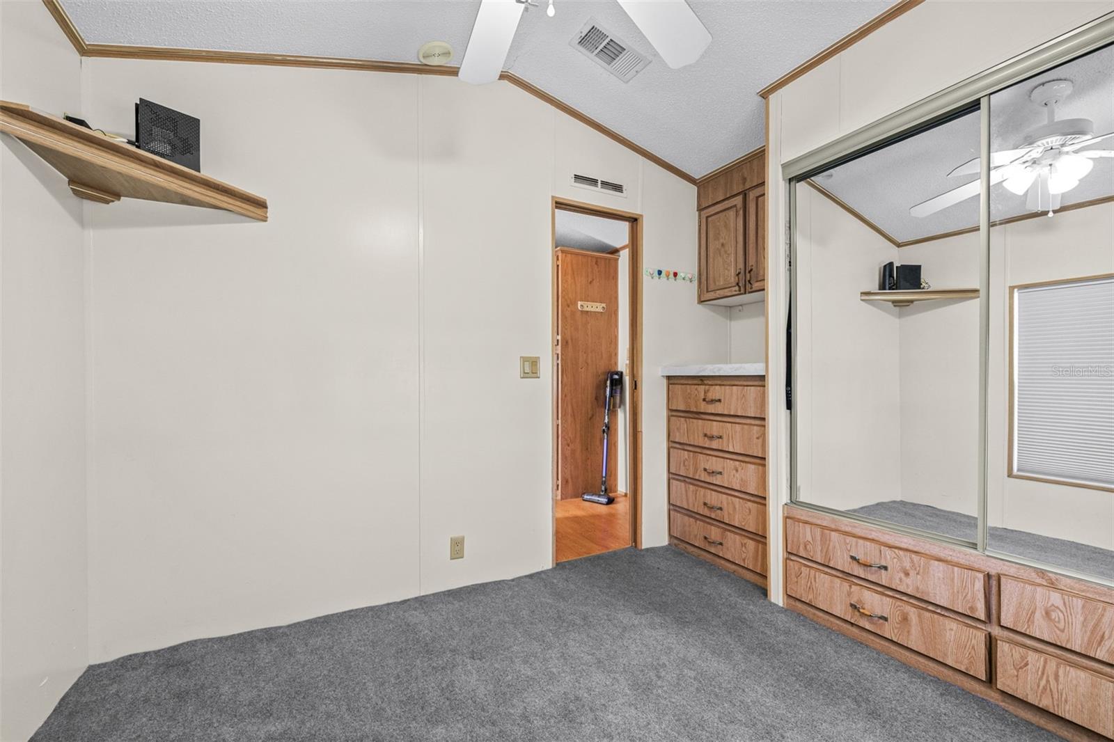 Image 31 of 71 For 389 Golfview Drive 389