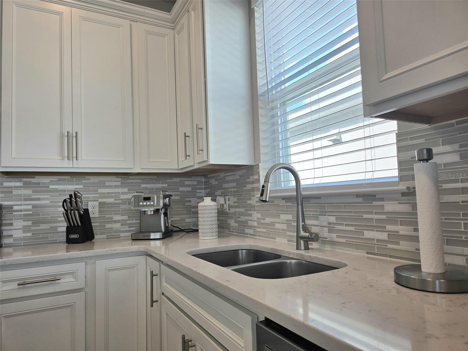 Image 15 of 43 For 1973 Spring Shower Circle