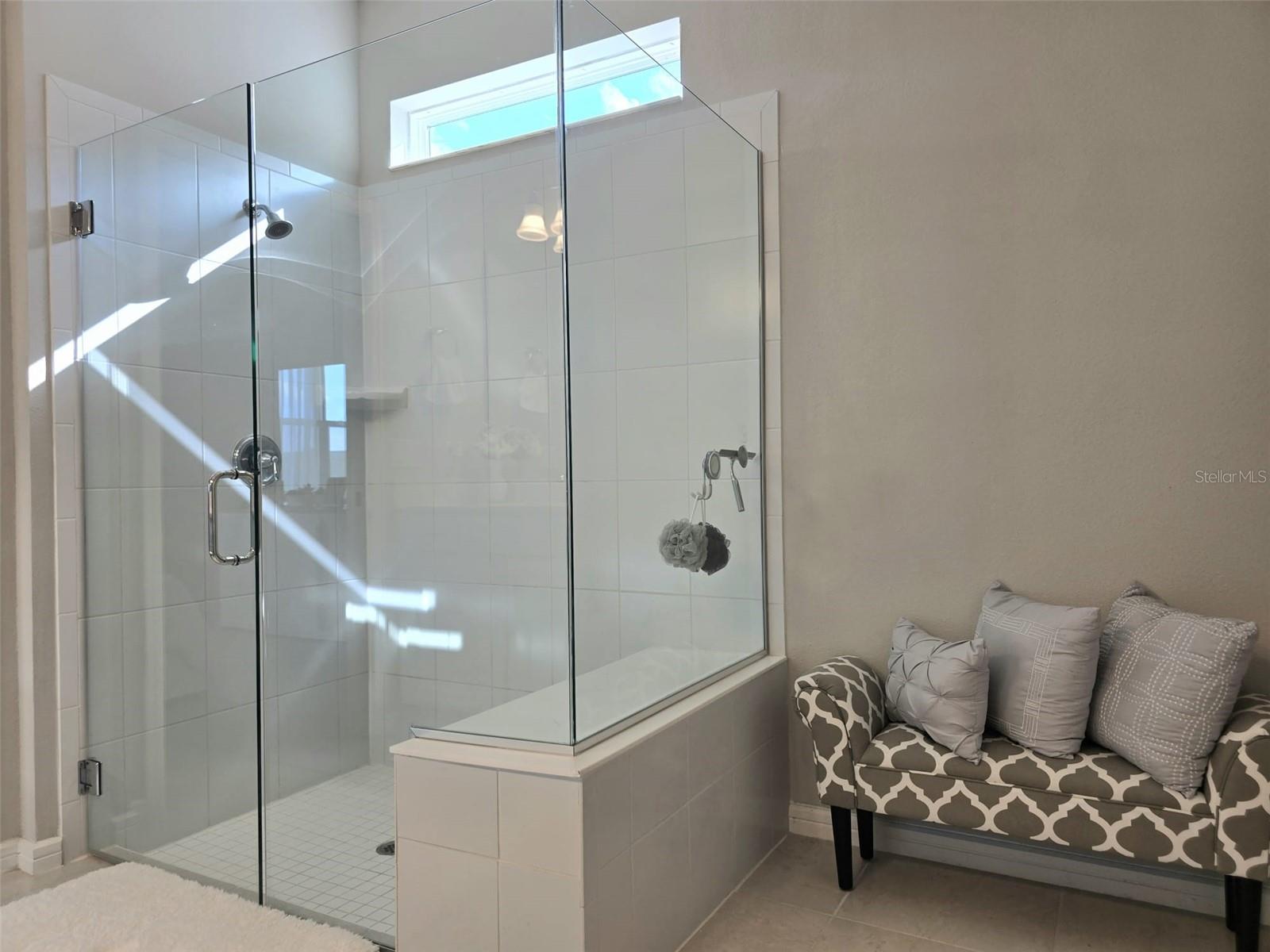 Image 23 of 43 For 1973 Spring Shower Circle