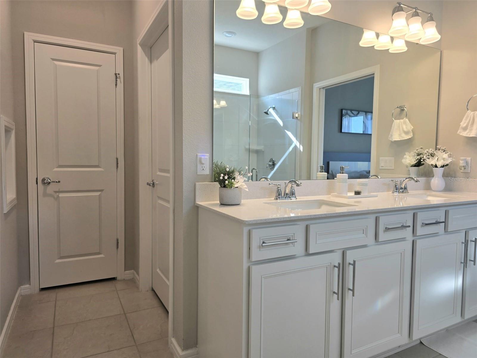 Image 24 of 43 For 1973 Spring Shower Circle