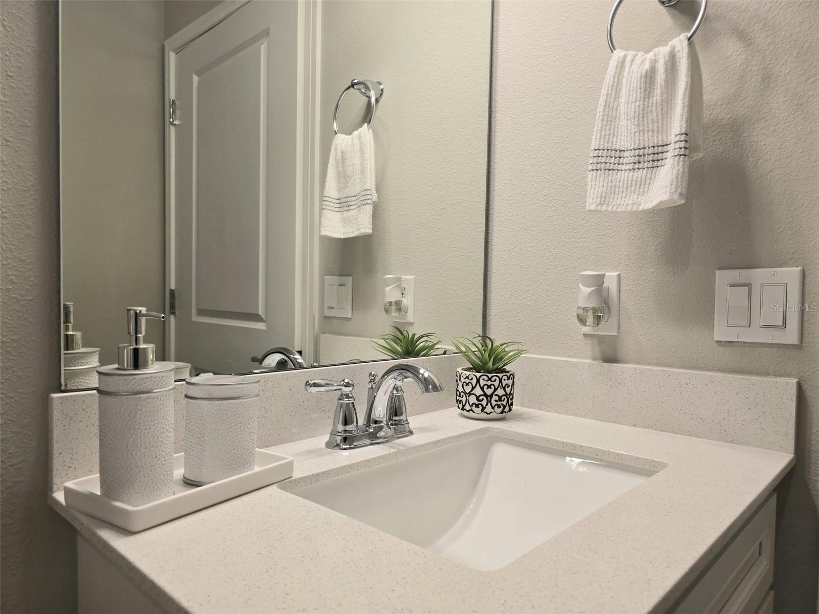 Image 28 of 43 For 1973 Spring Shower Circle