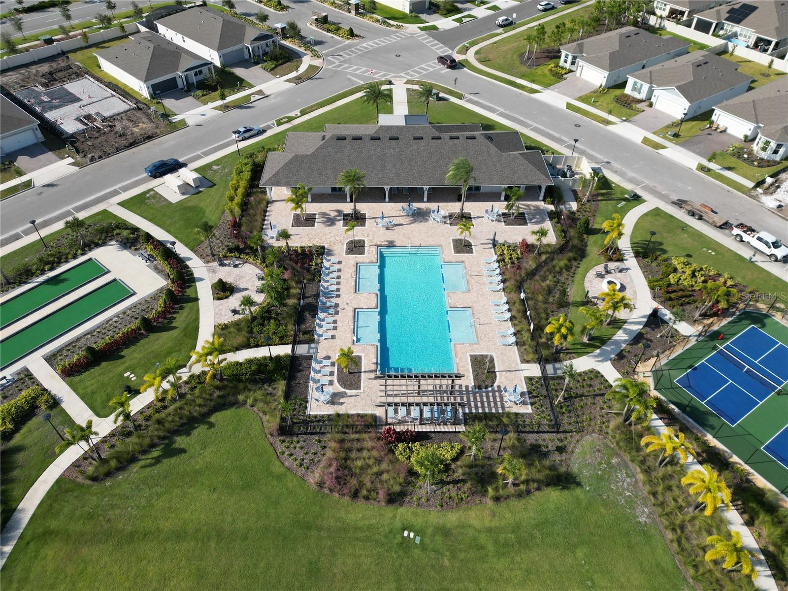 Image 40 of 43 For 1973 Spring Shower Circle