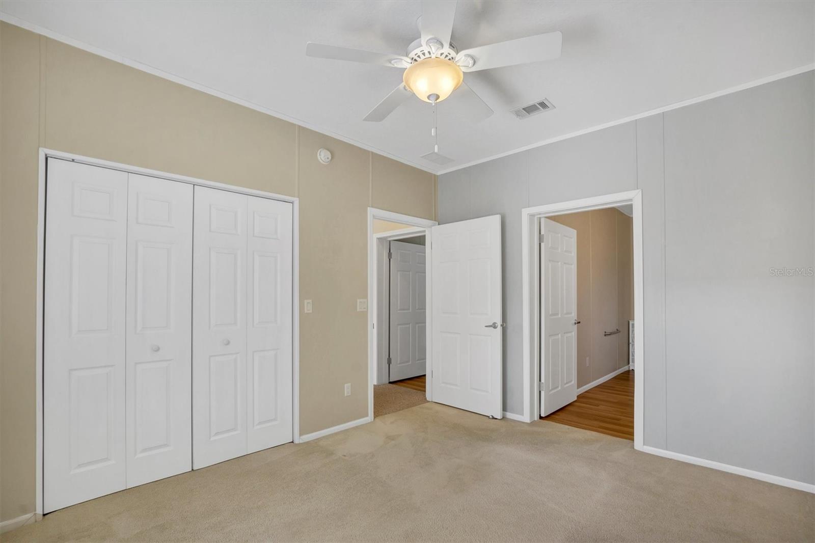 Image 19 of 45 For 231 Glenwood Drive