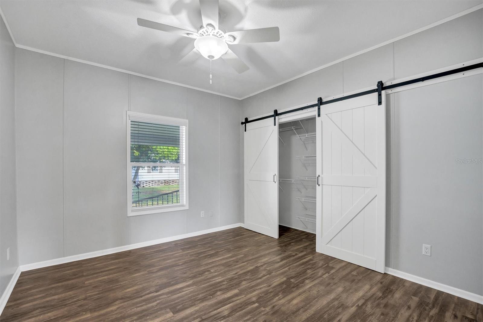 Image 22 of 45 For 231 Glenwood Drive