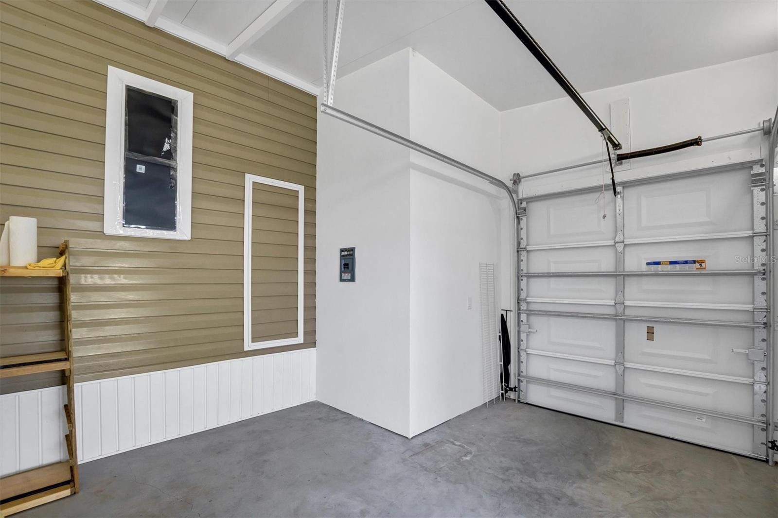 Image 7 of 45 For 231 Glenwood Drive