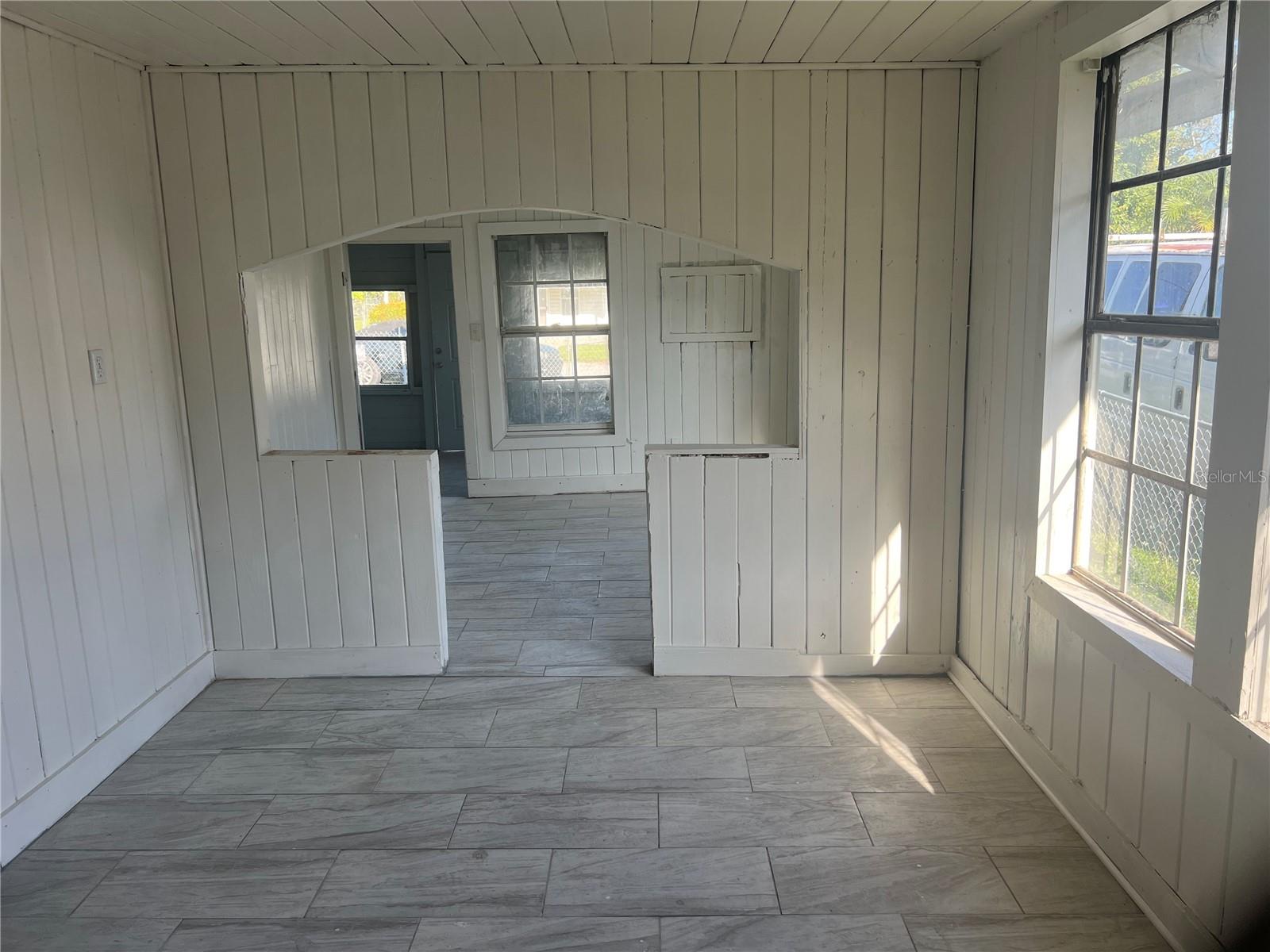 Image 29 of 47 For 112 3rd Eloise Street