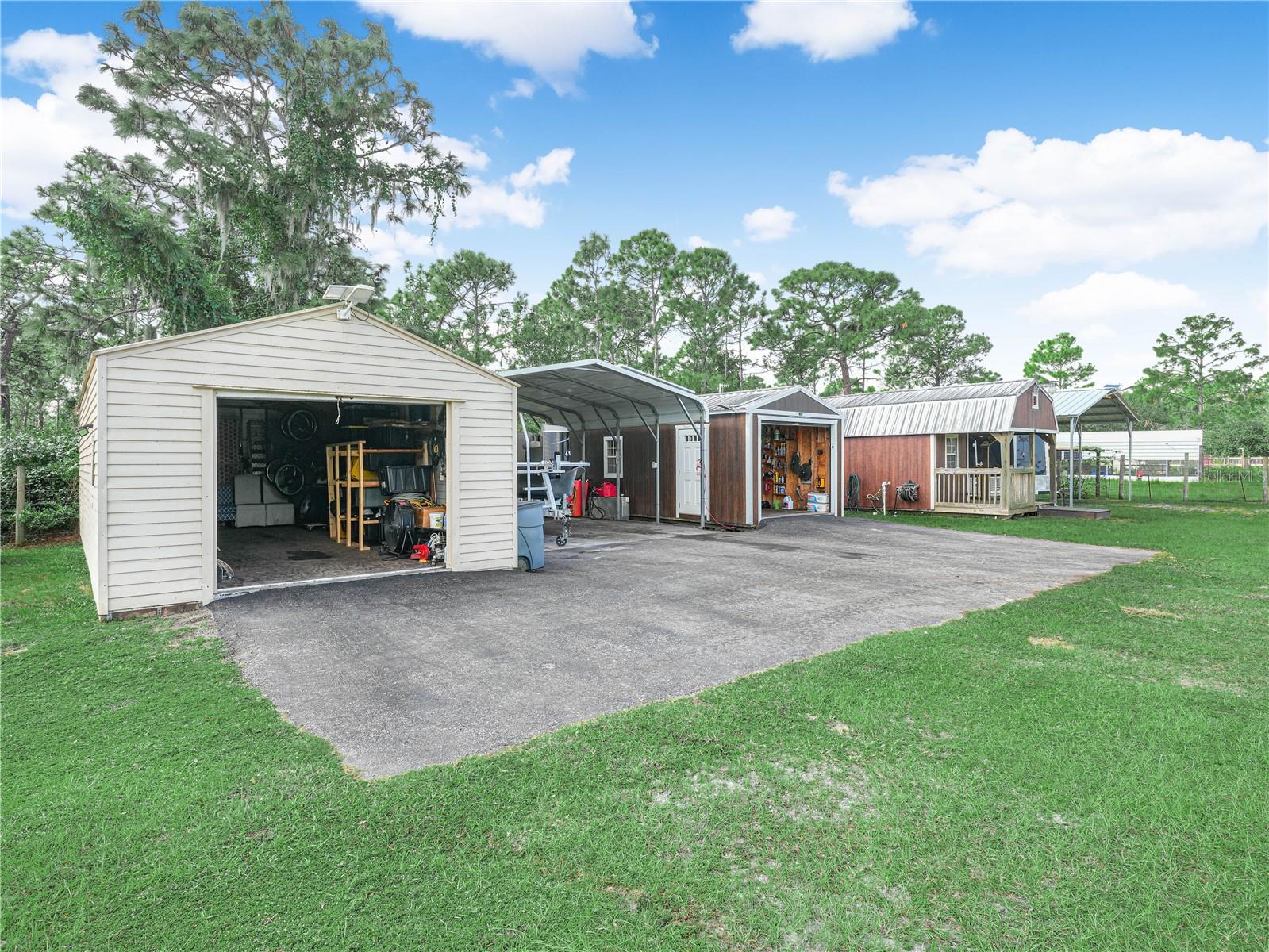 Image 18 of 26 For 2439 Rosalie Lake Road