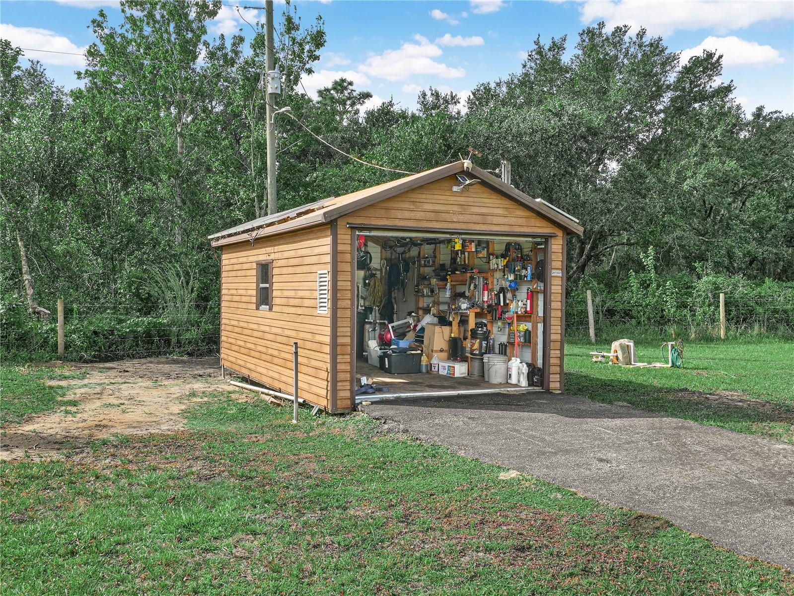 Image 19 of 26 For 2439 Rosalie Lake Road