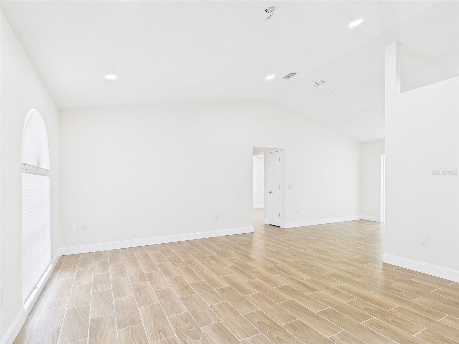 Image 17 of 30 For 5064 Cambry Lane