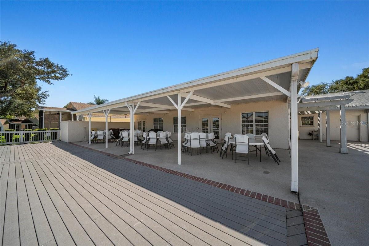 Image 34 of 42 For 364 Lake Suzanne Drive