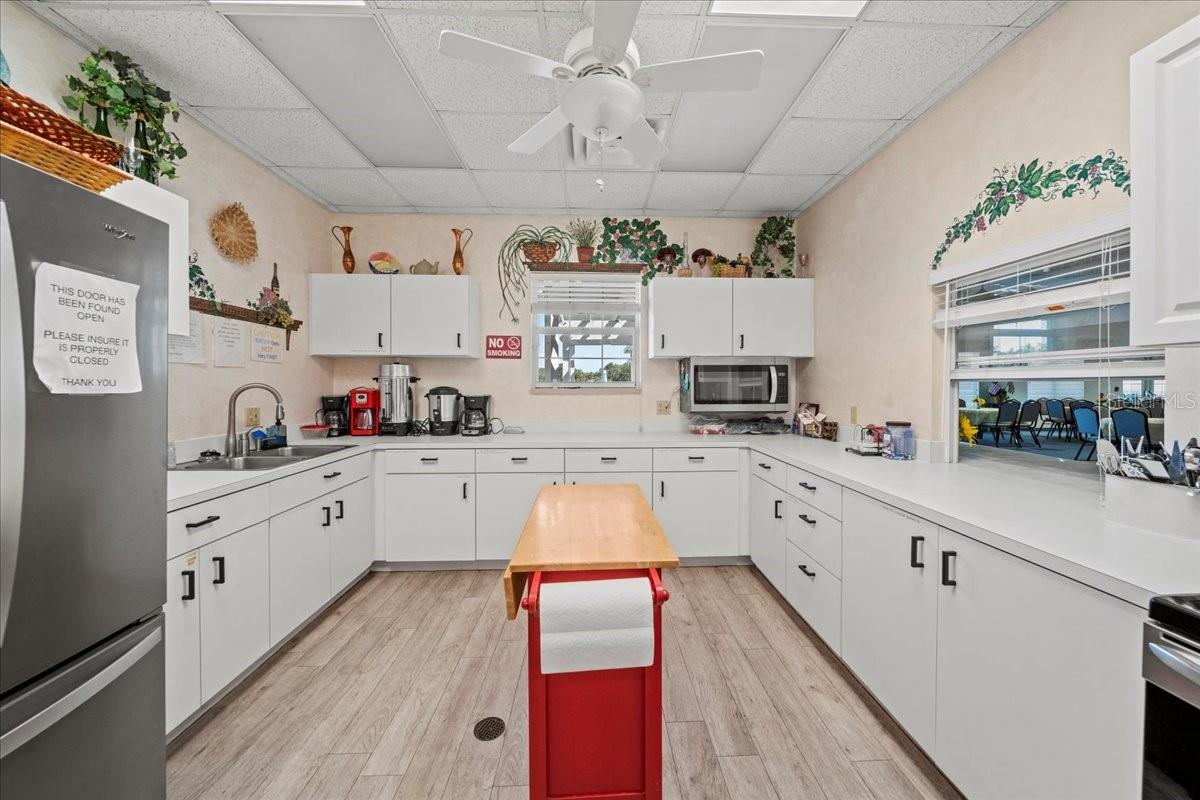 Image 40 of 42 For 364 Lake Suzanne Drive