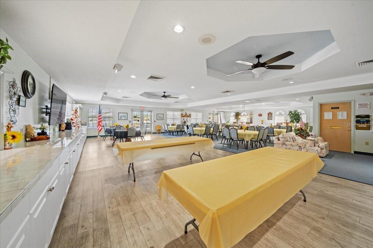 Image 41 of 42 For 364 Lake Suzanne Drive