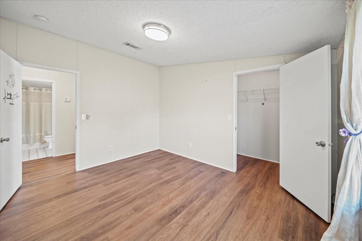 Image 24 of 58 For 101 Edgewood Boulevard