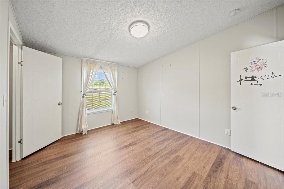 Image 26 of 58 For 101 Edgewood Boulevard