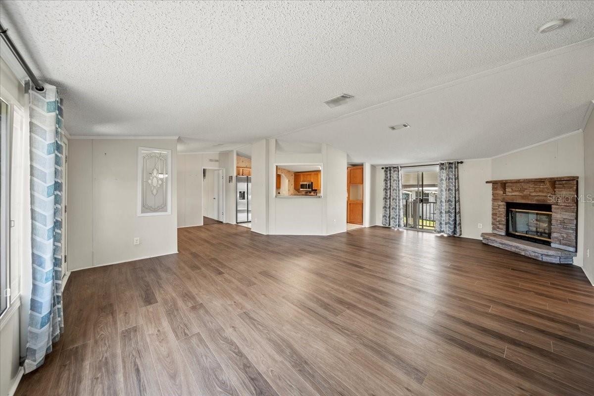 Image 5 of 58 For 101 Edgewood Boulevard