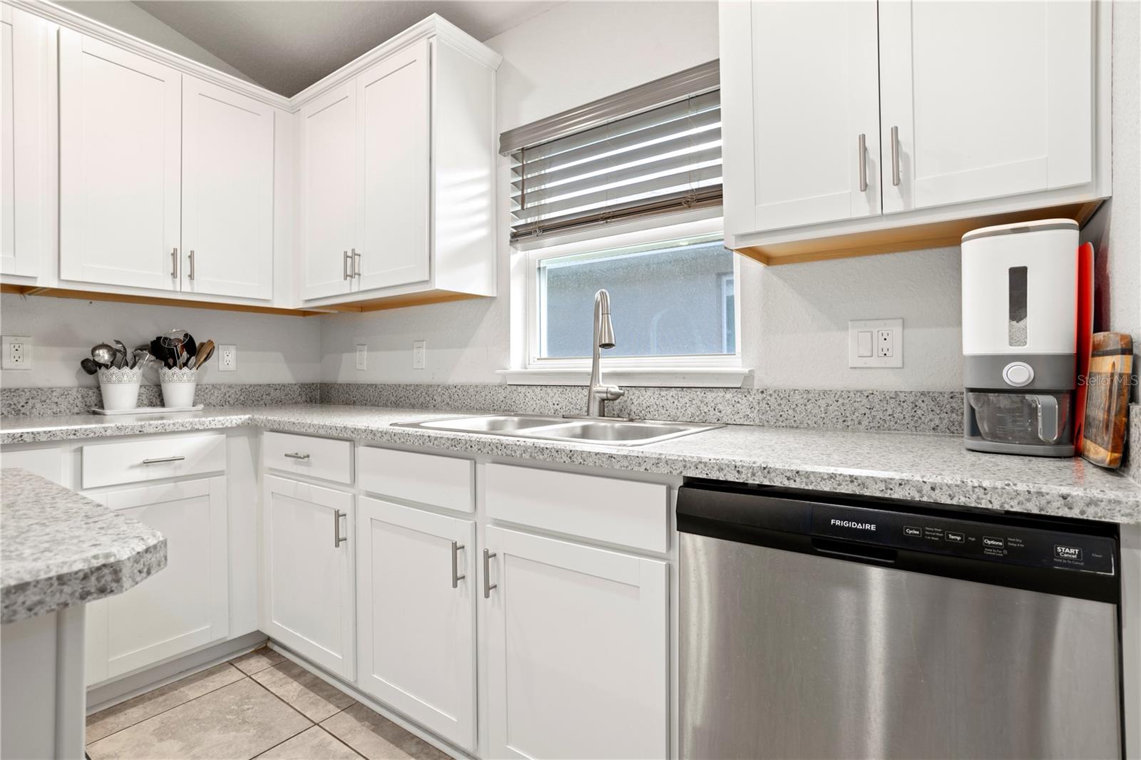 Image 9 of 36 For 2107 Cartgate Lane