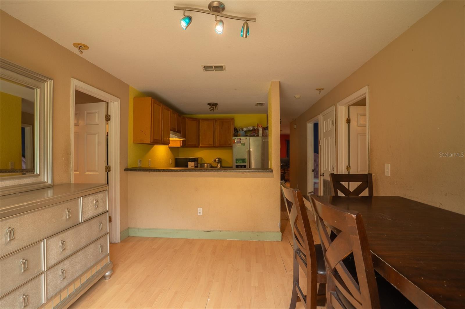 Image 6 of 26 For 1128 Neville Avenue