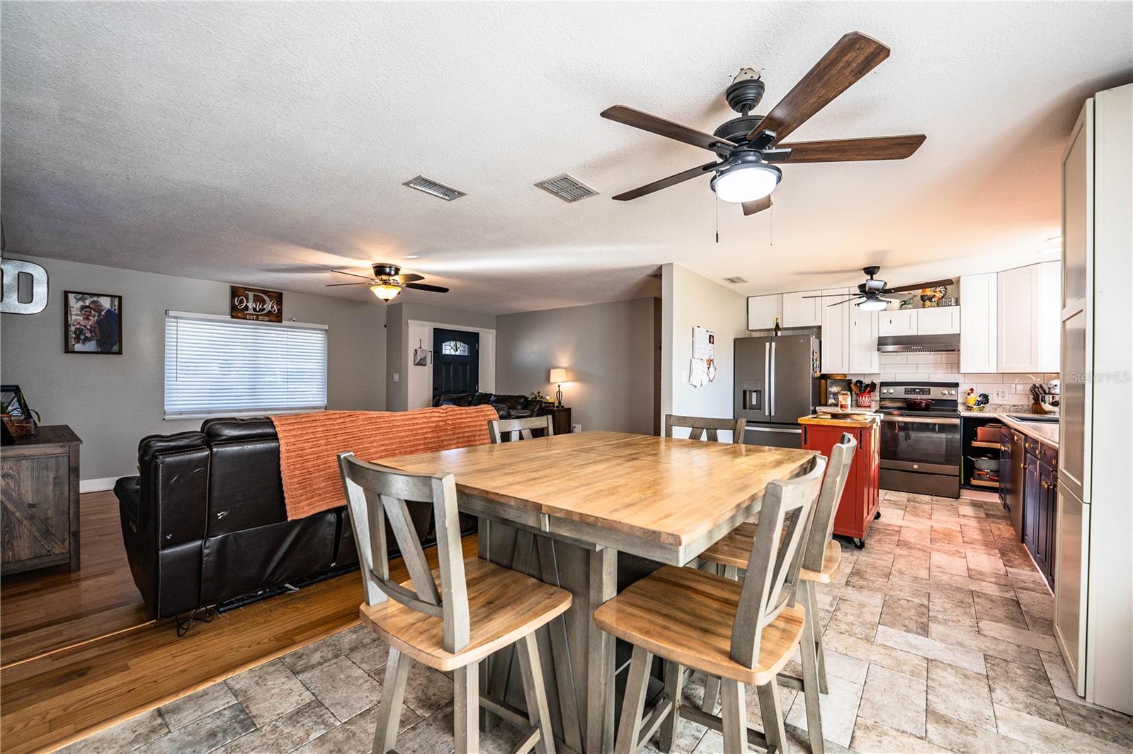 Image 21 of 63 For 2180 Willow Oak Road