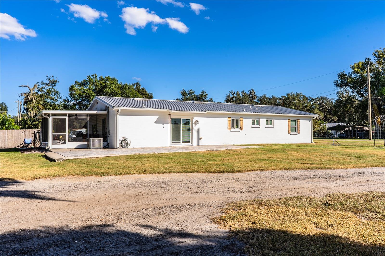 Image 8 of 63 For 2180 Willow Oak Road