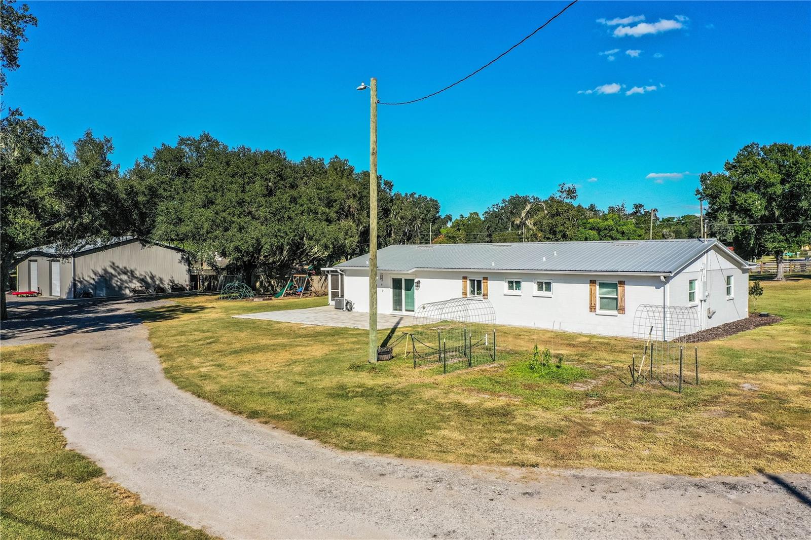 Image 9 of 63 For 2180 Willow Oak Road