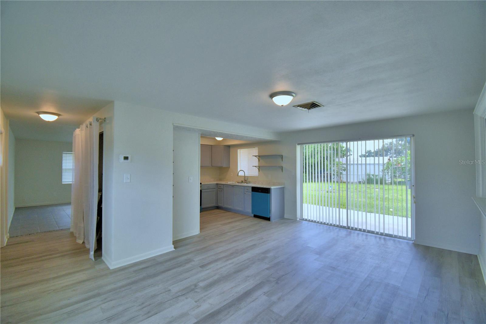 Image 16 of 36 For 285 17th Street