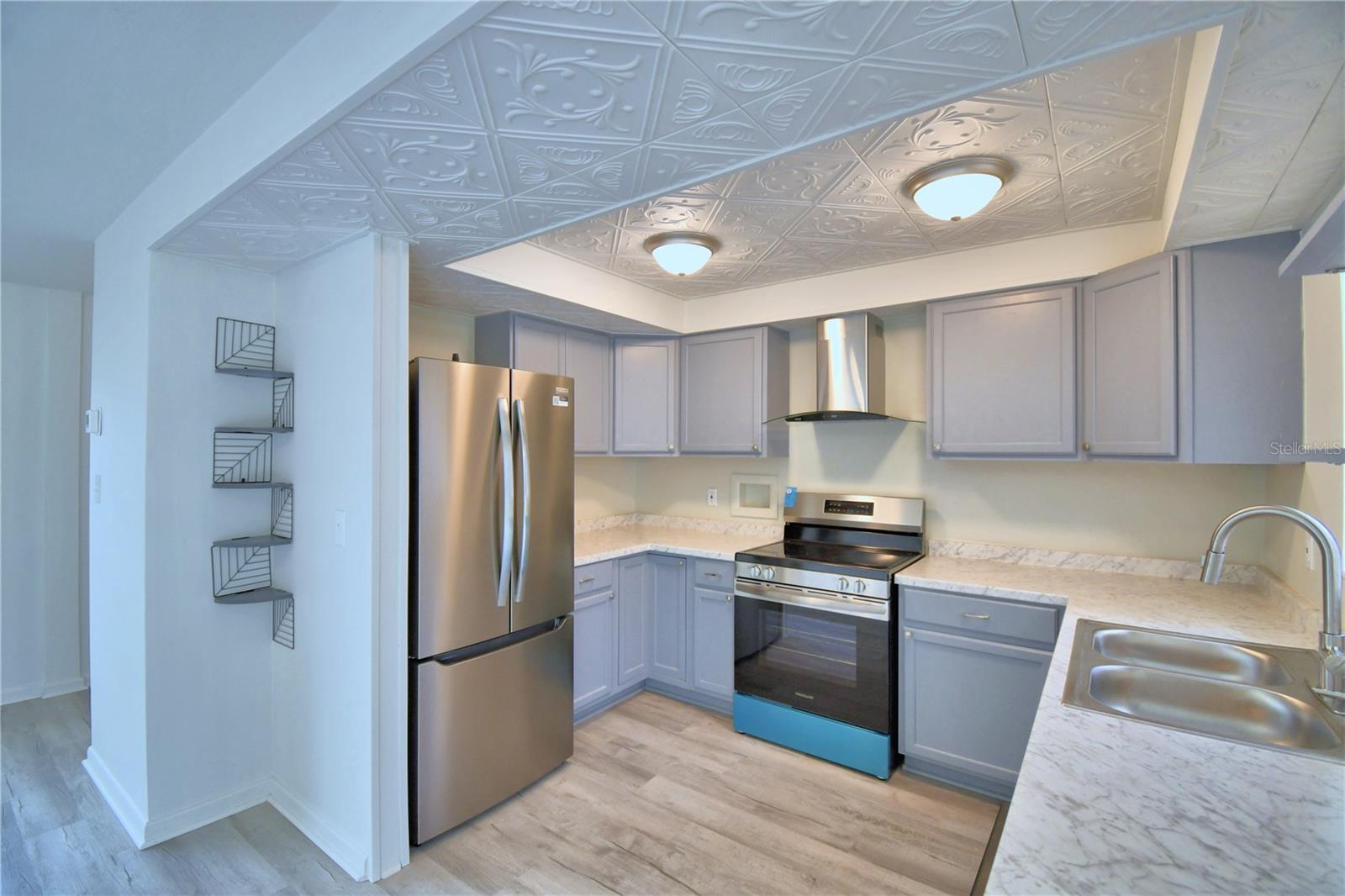 Image 19 of 36 For 285 17th Street