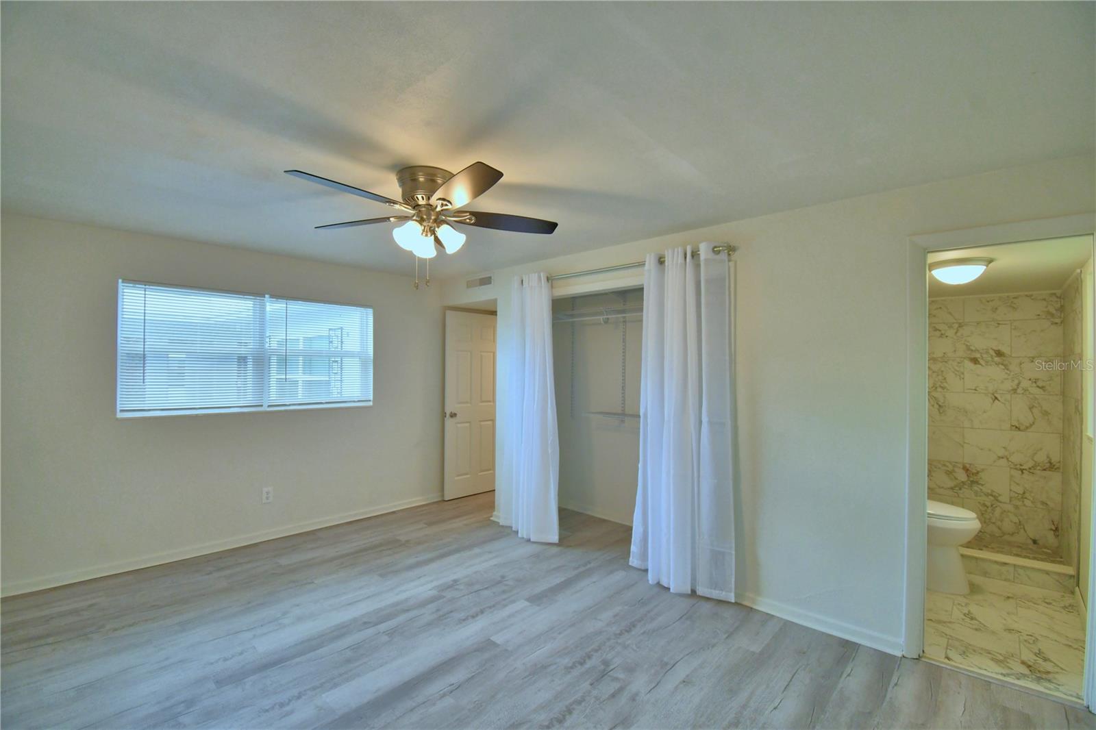 Image 22 of 36 For 285 17th Street