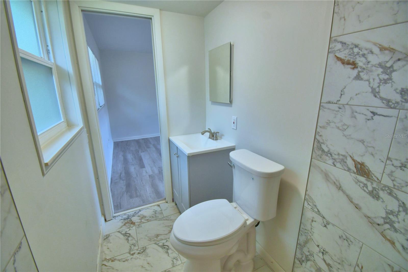 Image 25 of 36 For 285 17th Street