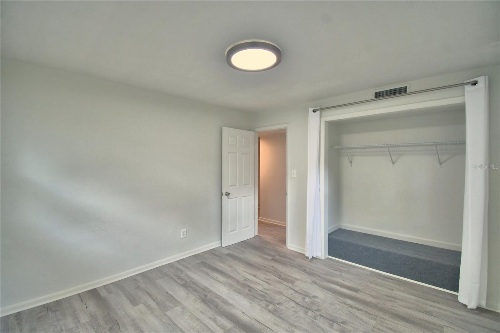 Image 33 of 36 For 285 17th Street