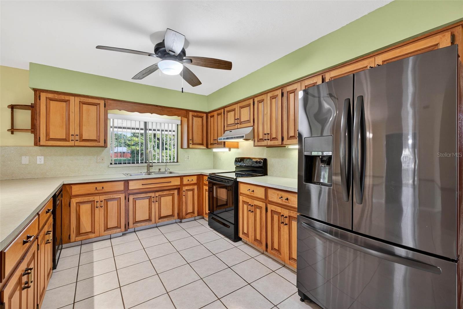 Image 11 of 59 For 180 Greenfield Road