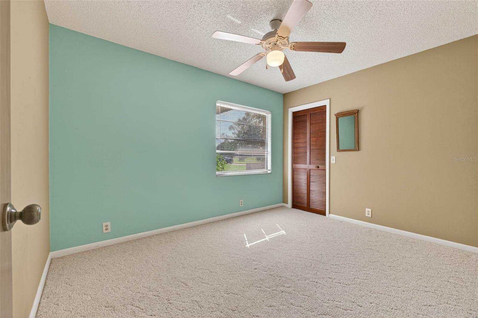 Image 26 of 59 For 180 Greenfield Road