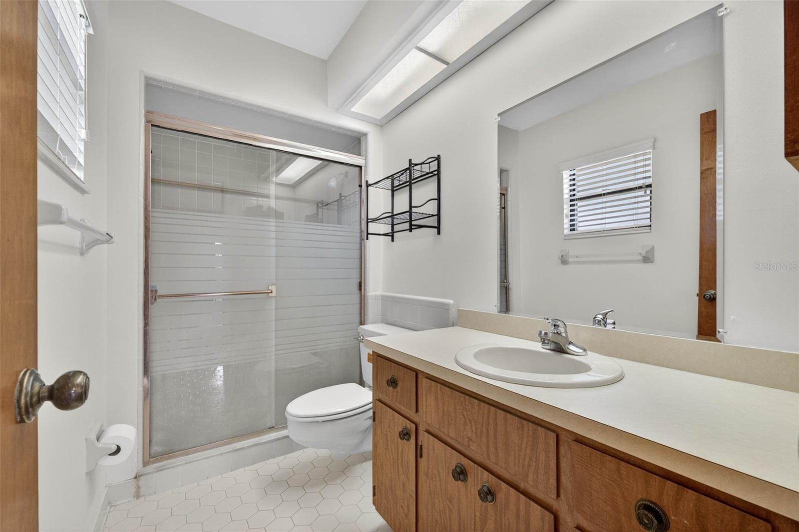 Image 33 of 59 For 180 Greenfield Road