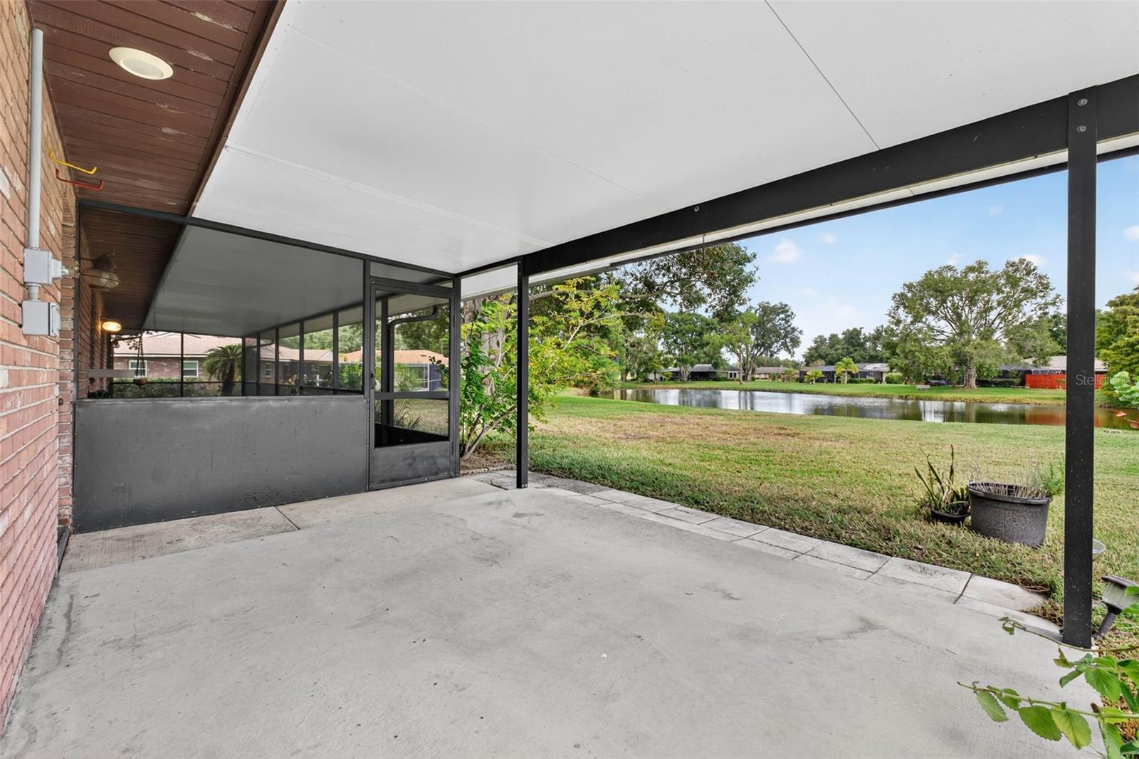 Image 41 of 59 For 180 Greenfield Road