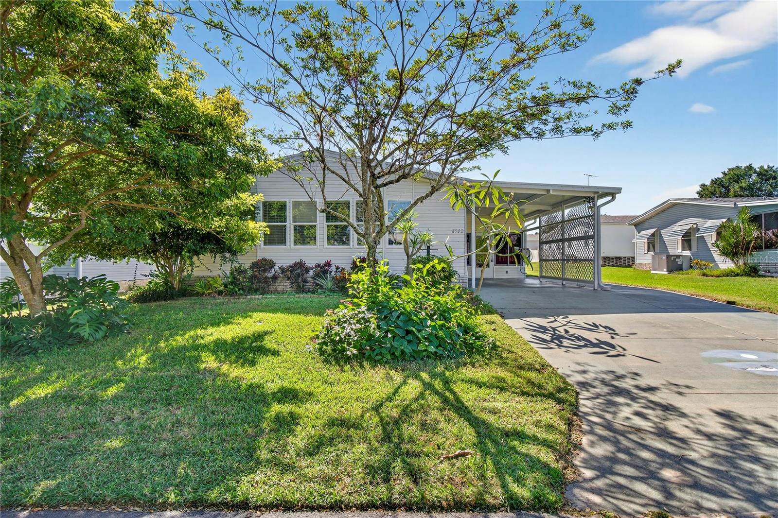 Details for 6502 Oak Hammock Lane, WINTER HAVEN, FL 33884