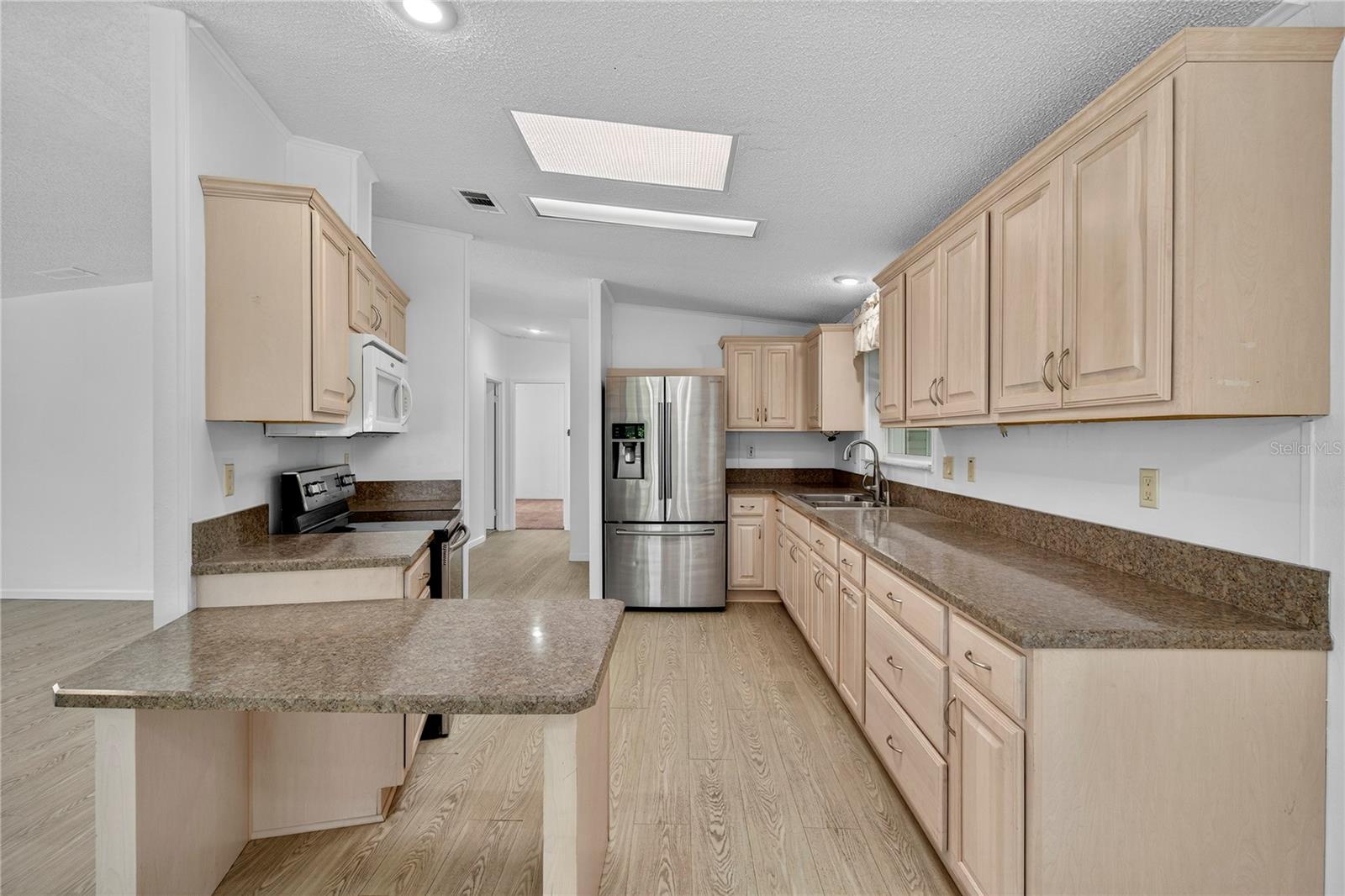 Image 12 of 45 For 6502 Oak Hammock Lane