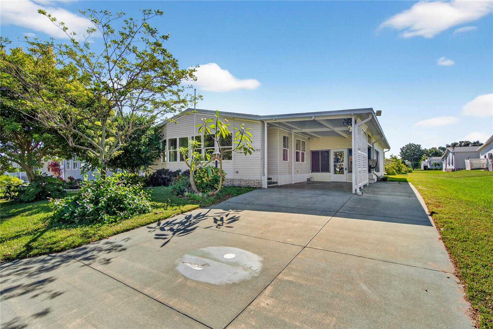 Image 2 of 45 For 6502 Oak Hammock Lane