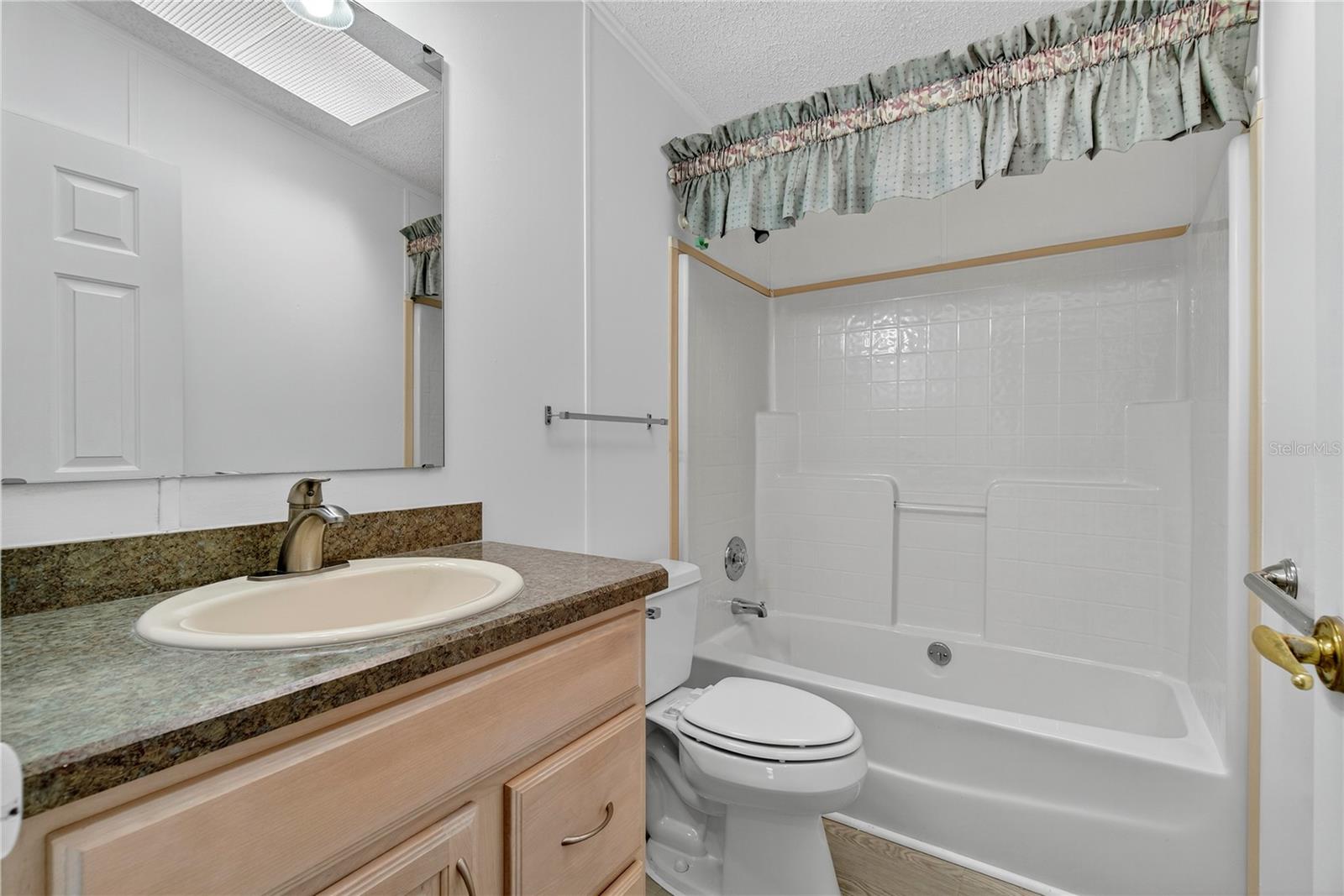 Image 24 of 45 For 6502 Oak Hammock Lane