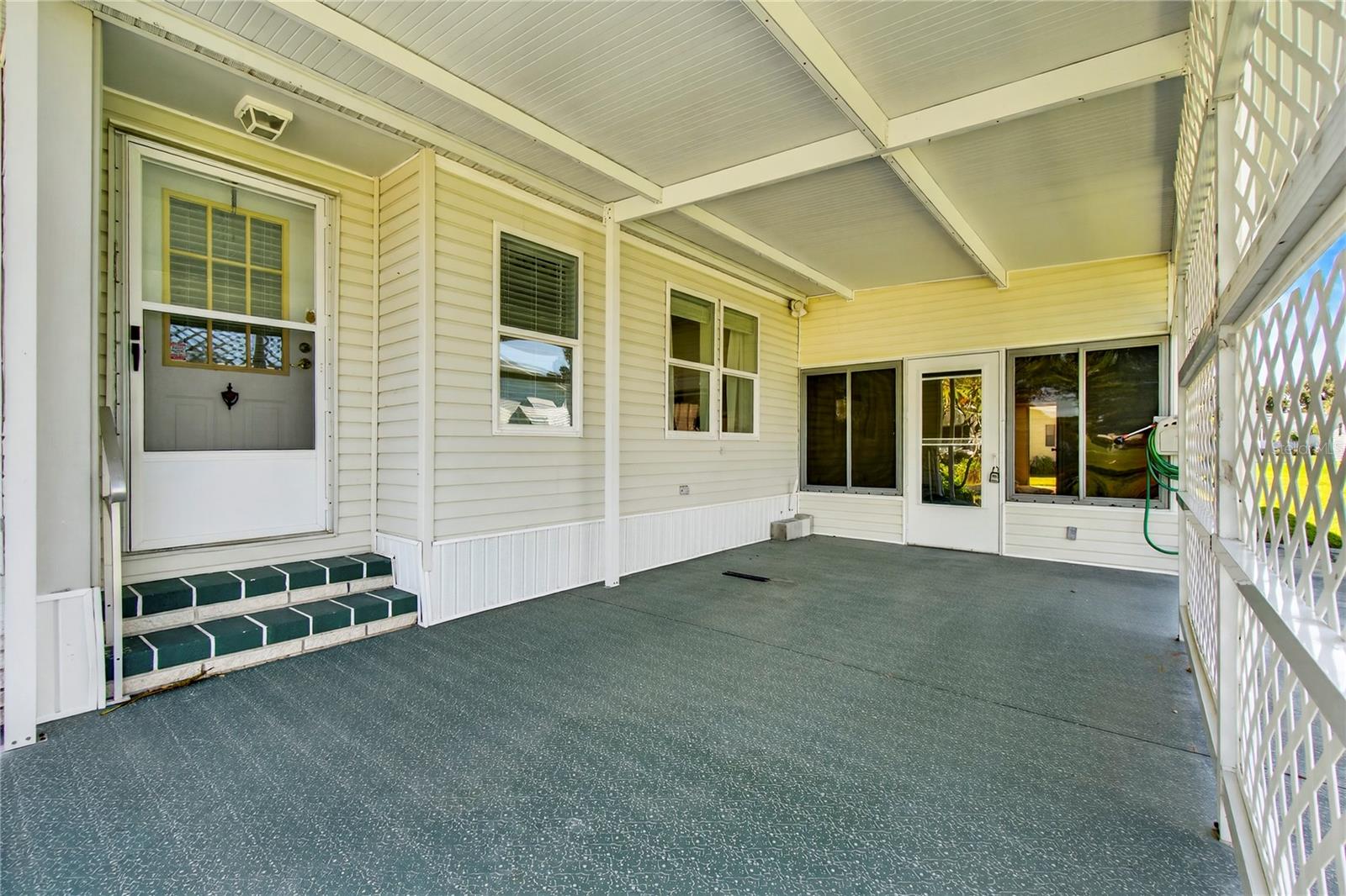 Image 29 of 45 For 6502 Oak Hammock Lane