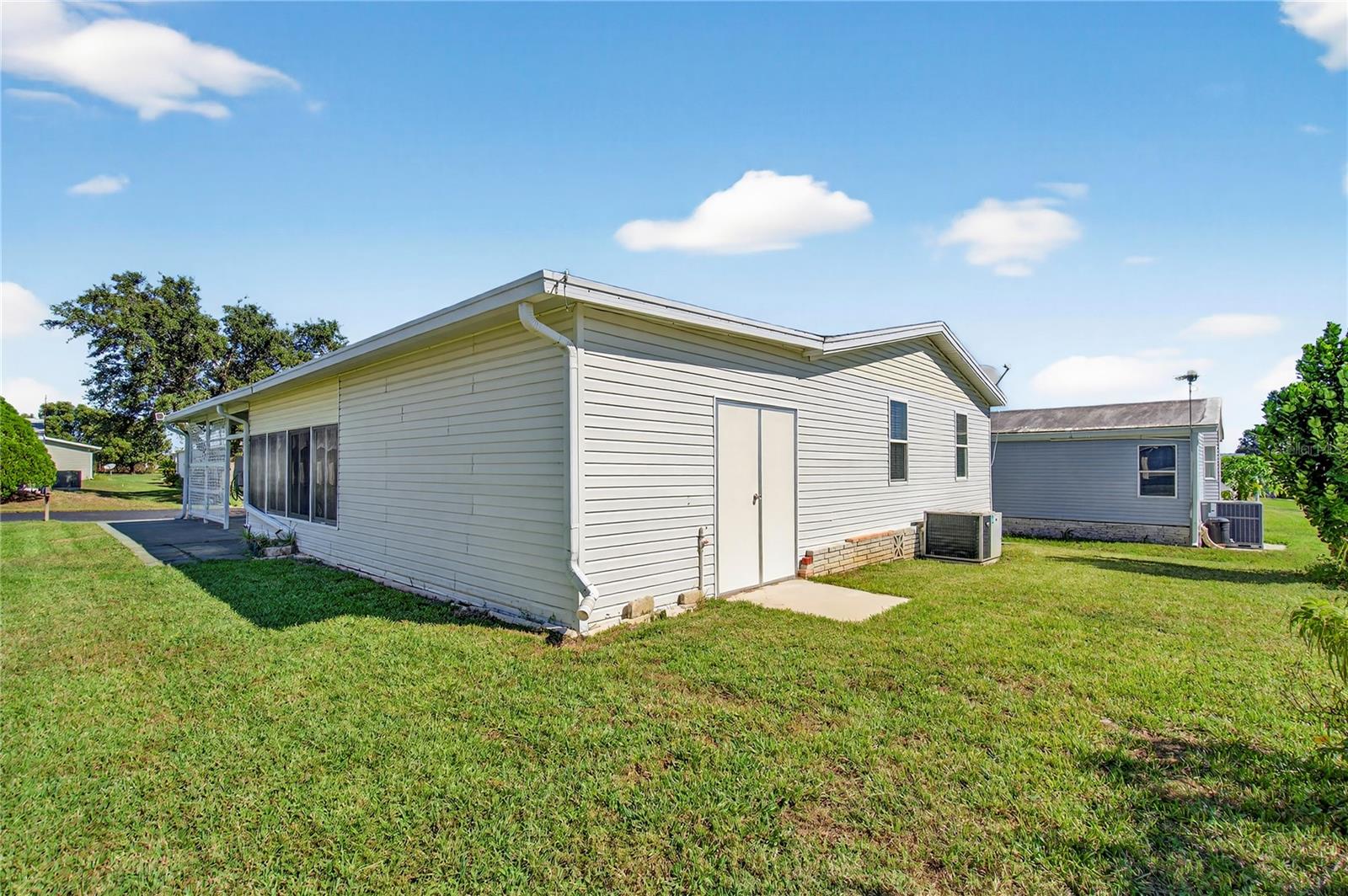 Image 31 of 45 For 6502 Oak Hammock Lane