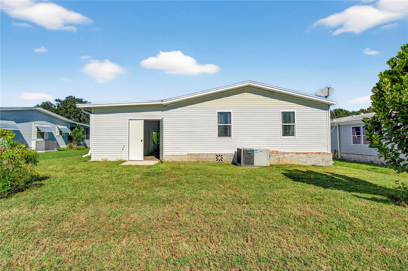 Image 32 of 45 For 6502 Oak Hammock Lane