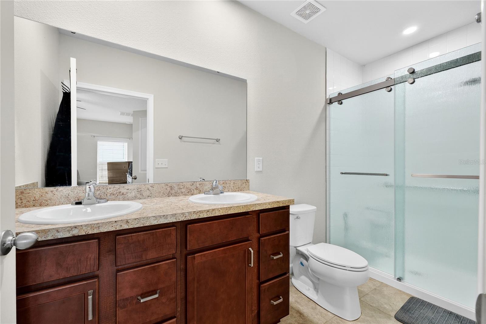 Image 16 of 38 For 1492 Haines Drive