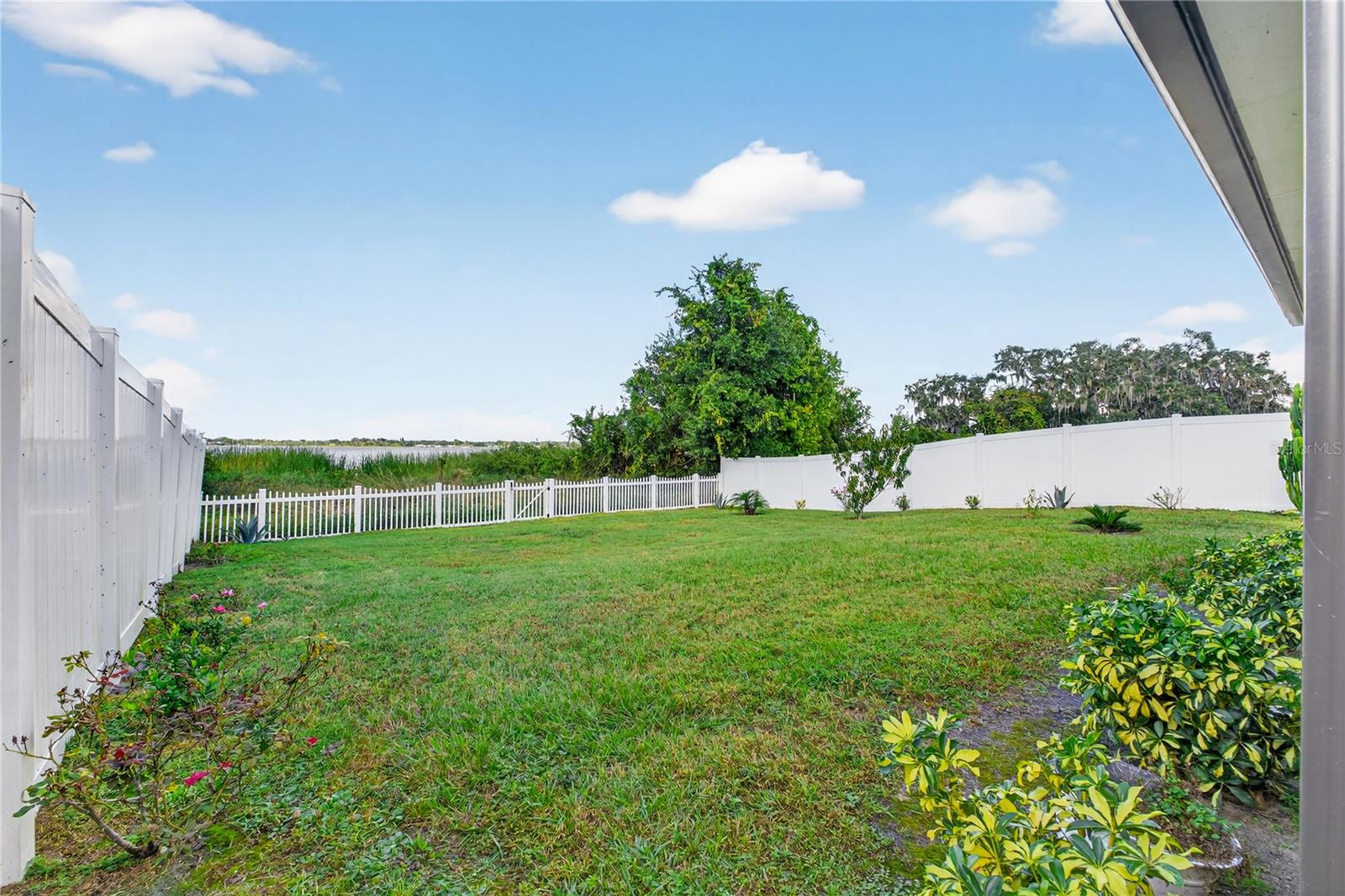 Image 28 of 38 For 1492 Haines Drive