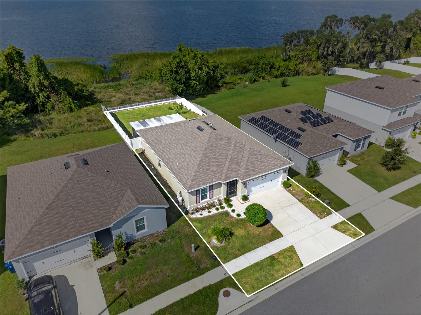 Image 33 of 38 For 1492 Haines Drive