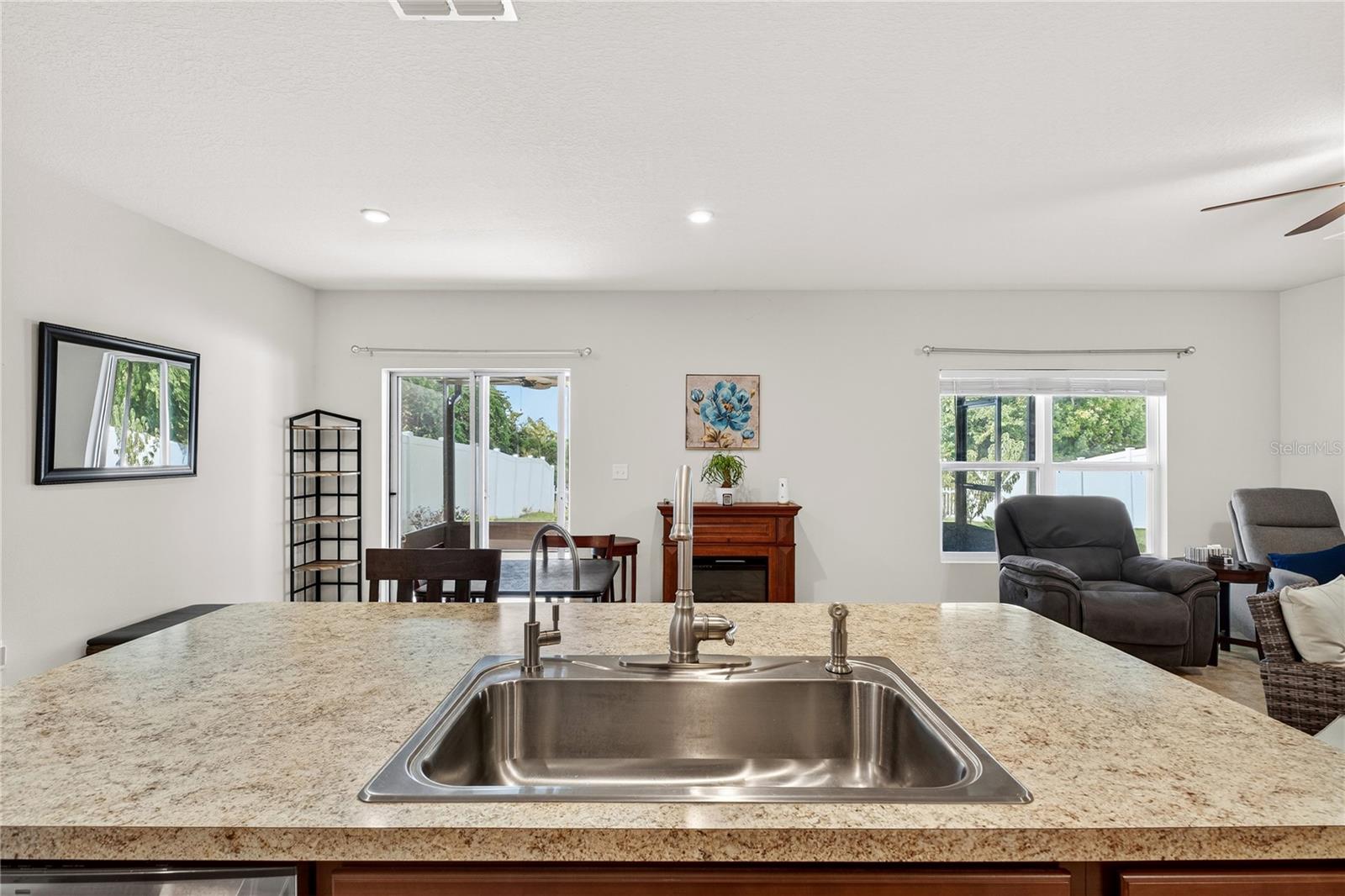 Image 8 of 38 For 1492 Haines Drive