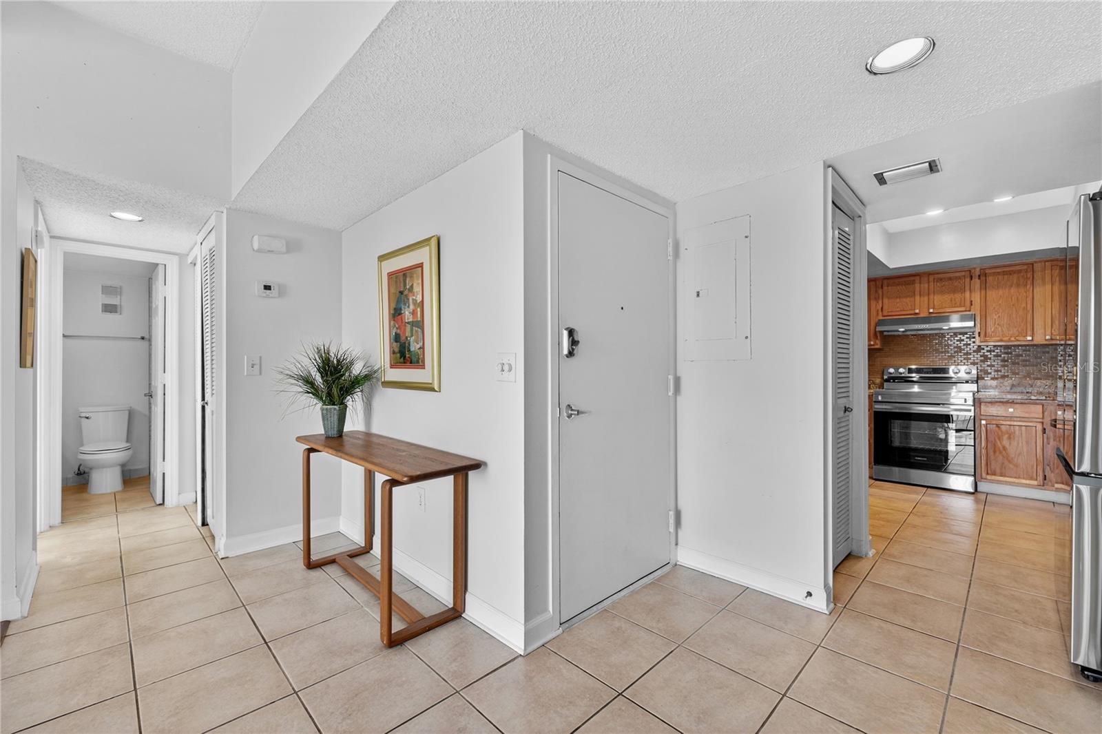 Image 14 of 46 For 235 6th Street Nw 307
