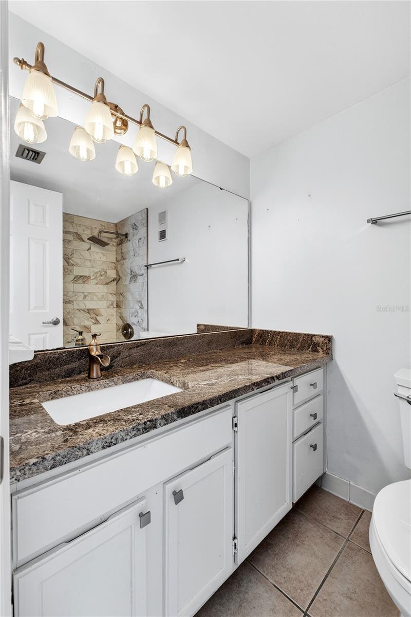 Image 18 of 46 For 235 6th Street Nw 307